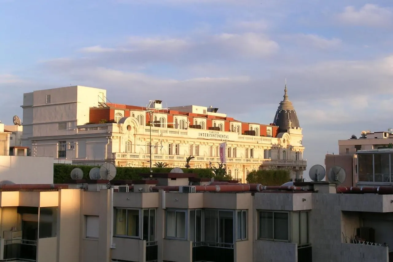 Modern Two Bedroom Apartment With Two Bathrooms, Just Behind The Carlton Cannes